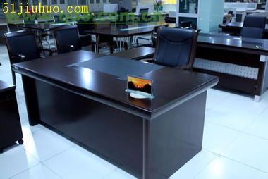 龍華觀瀾二手辦公用品回收指南 屏風、辦公沙發、空調、電腦等一站式服務